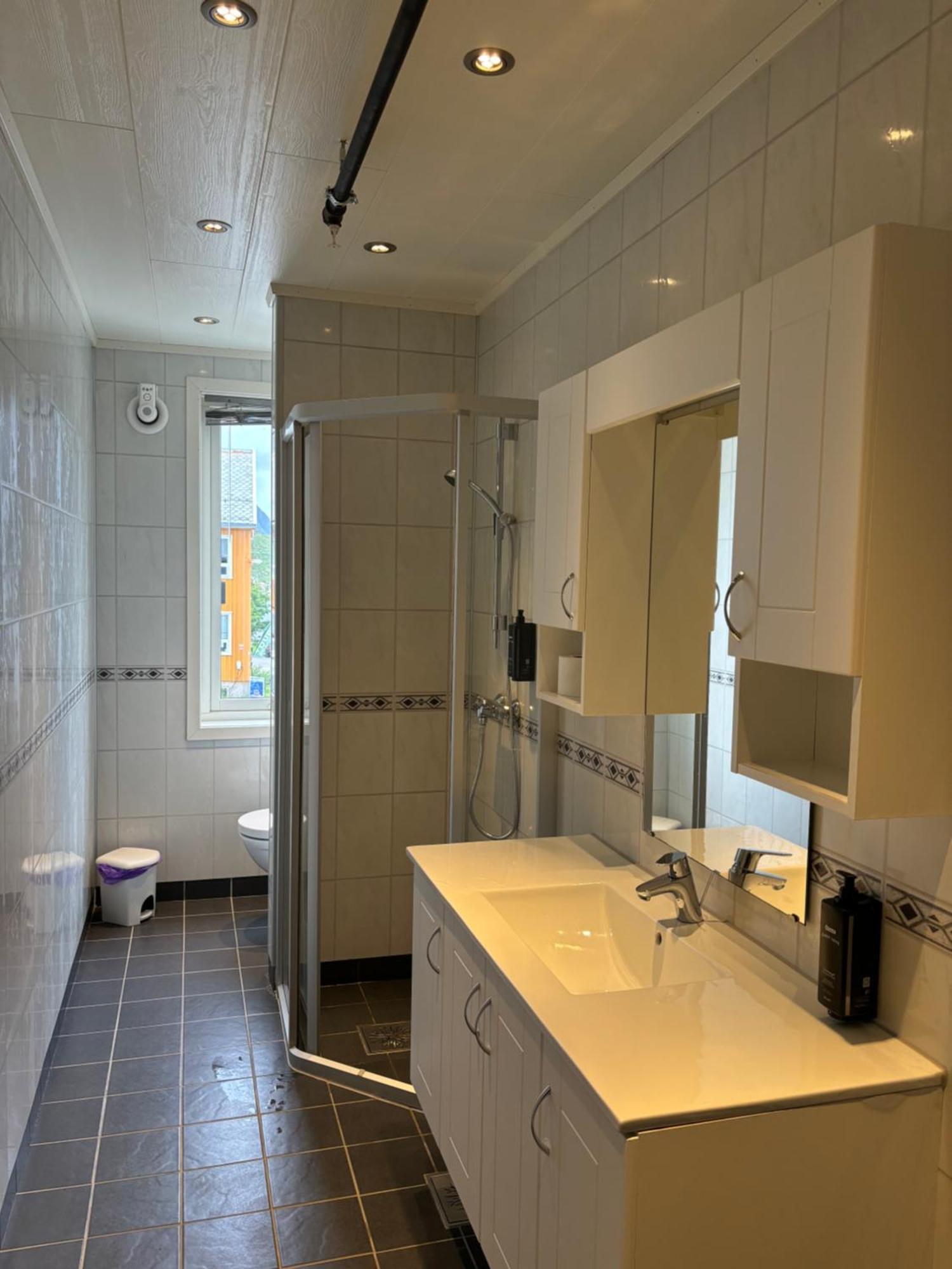 Lofoten Bed & Breakfast Reine - Rooms & Apartments المظهر الخارجي الصورة