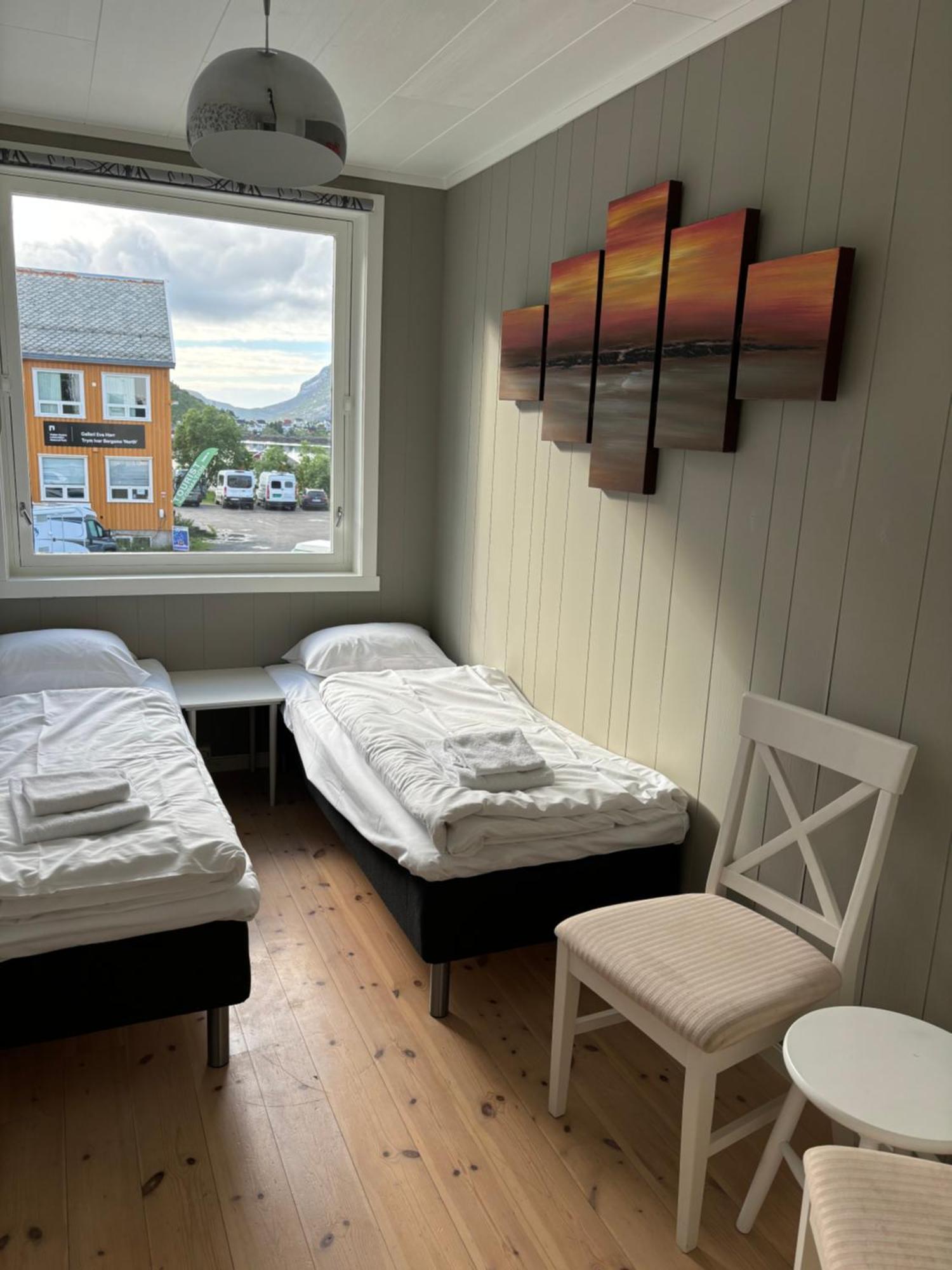 Lofoten Bed & Breakfast Reine - Rooms & Apartments المظهر الخارجي الصورة