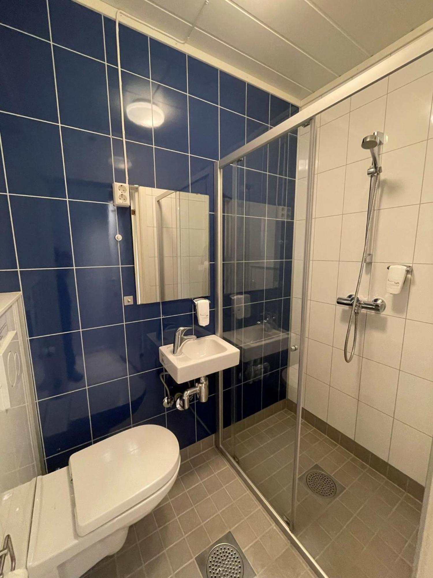 Lofoten Bed & Breakfast Reine - Rooms & Apartments المظهر الخارجي الصورة