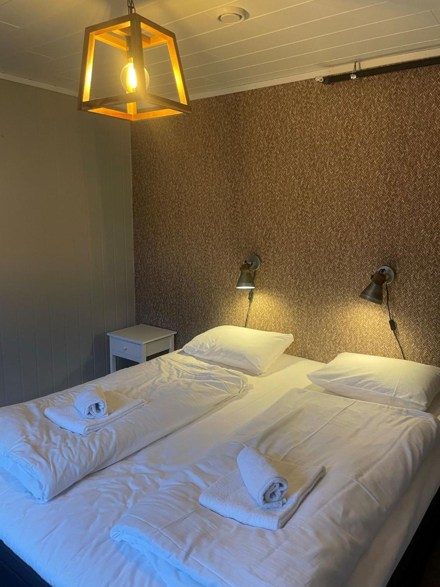 Lofoten Bed & Breakfast Reine - Rooms & Apartments المظهر الخارجي الصورة