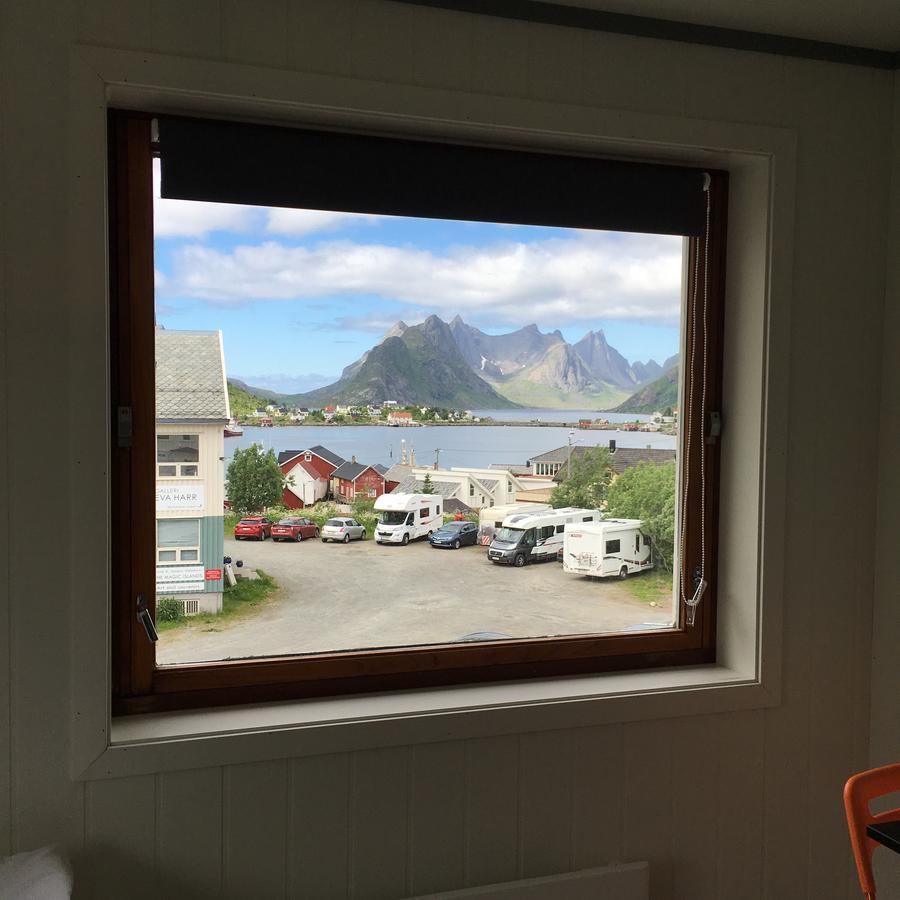 Lofoten Bed & Breakfast Reine - Rooms & Apartments المظهر الخارجي الصورة