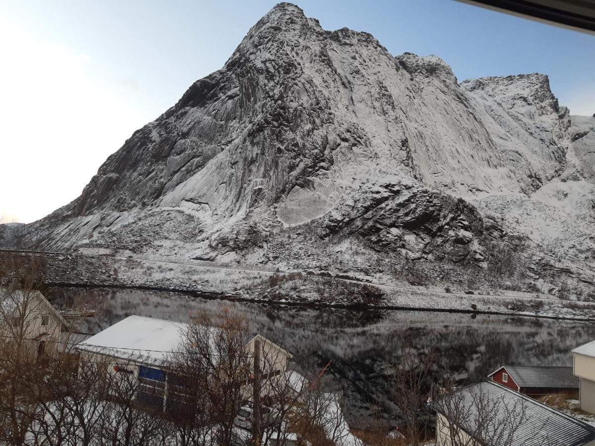 Lofoten Bed & Breakfast Reine - Rooms & Apartments المظهر الخارجي الصورة
