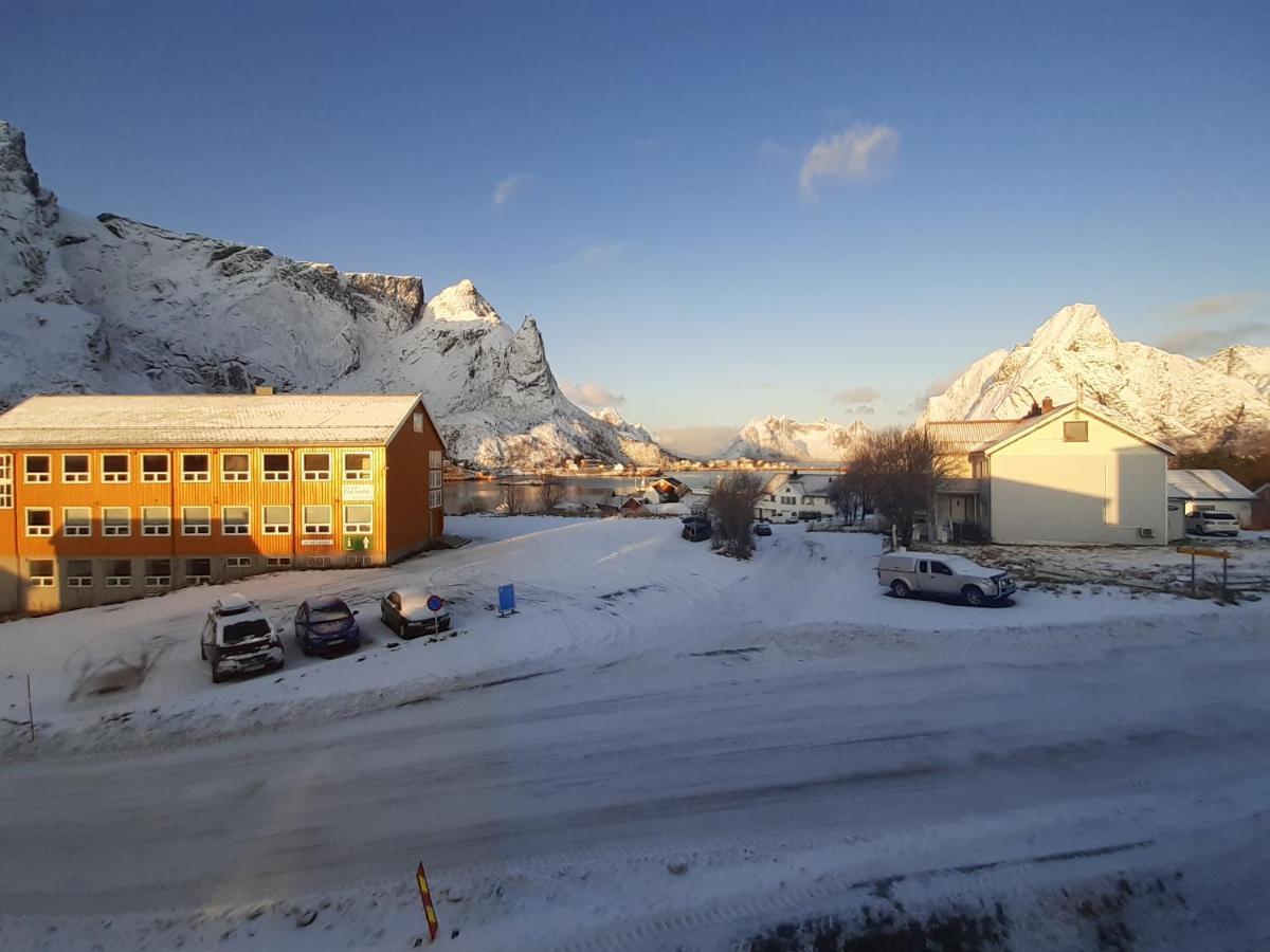 Lofoten Bed & Breakfast Reine - Rooms & Apartments المظهر الخارجي الصورة